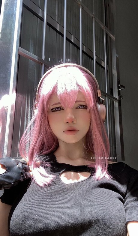 Vamp car high quality actress images