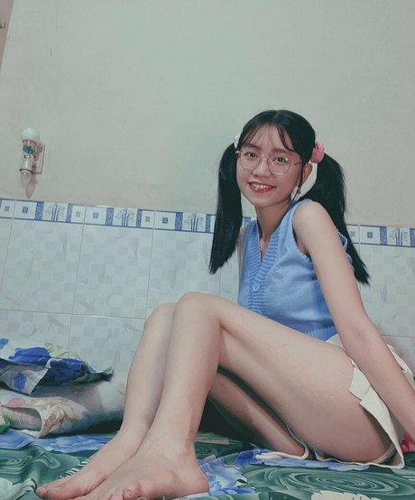 sisamouthmay pornstar sexy pictures