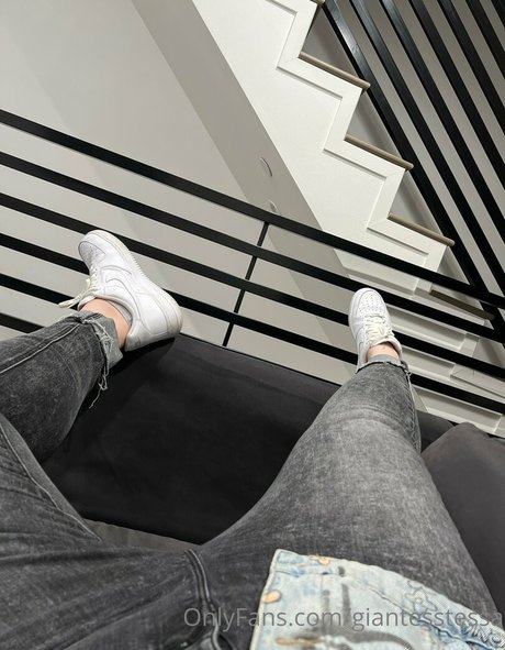 giantesstessa erotic star archive