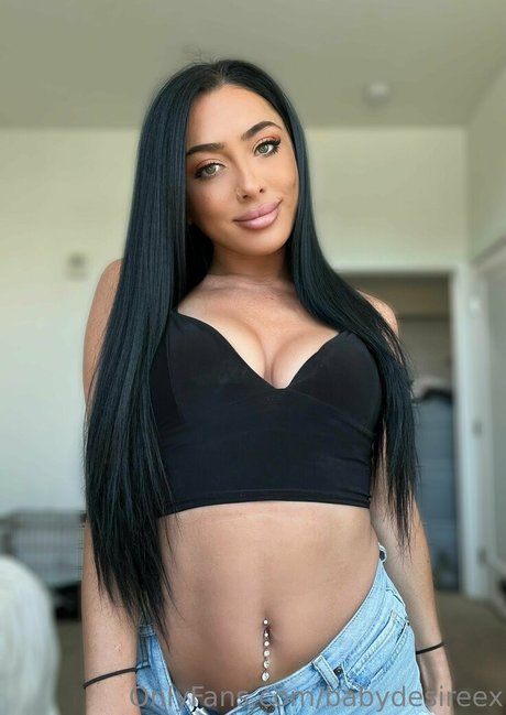 Babydesireex perfect actress img