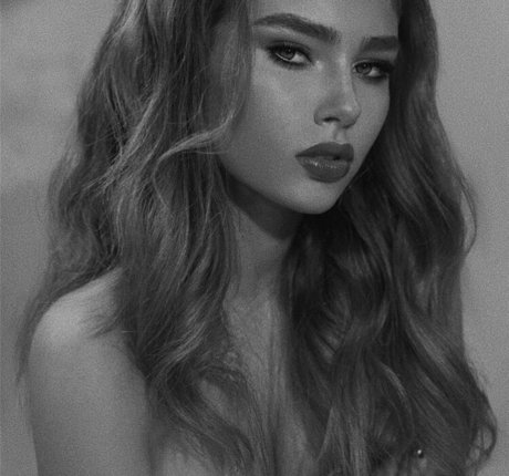 Eden Chanel sex model galleries