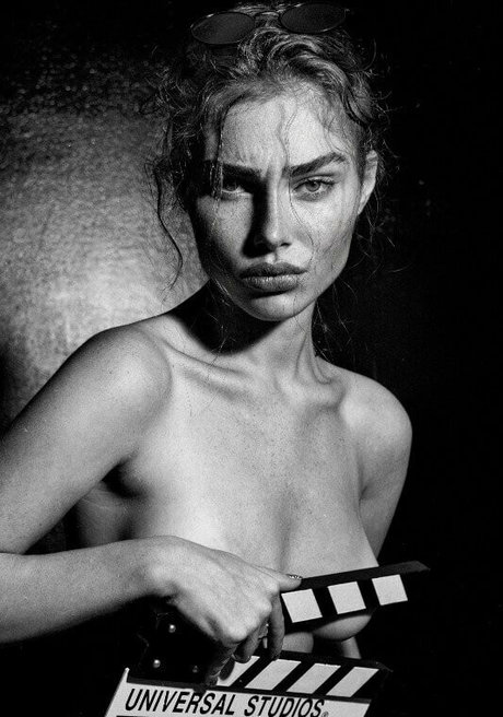 Eden Chanel nude model pics