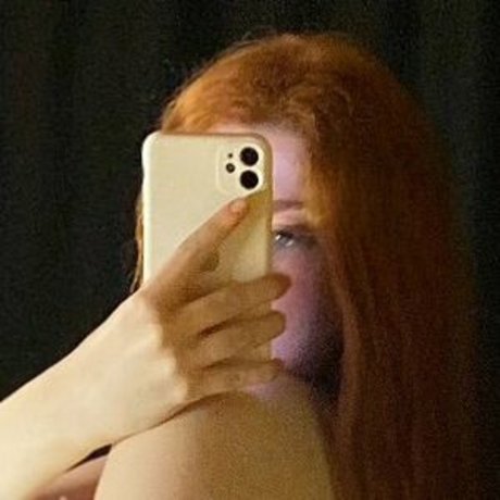 fraaoula nudes star image