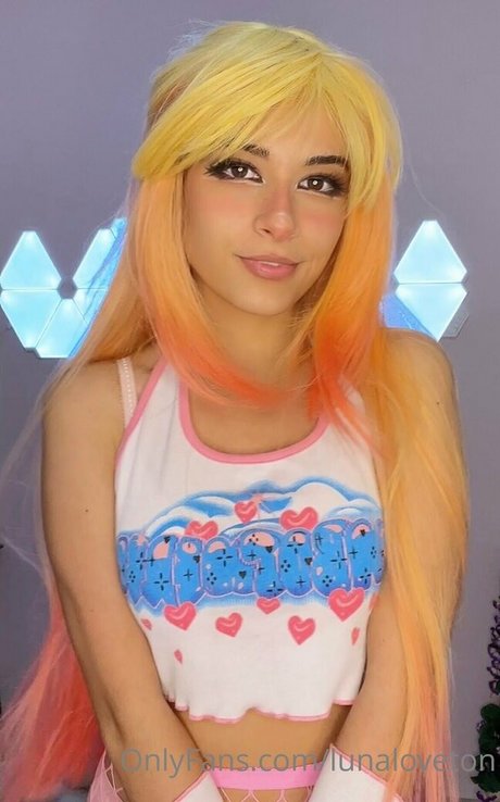 Lunaloveton star erotic pictures