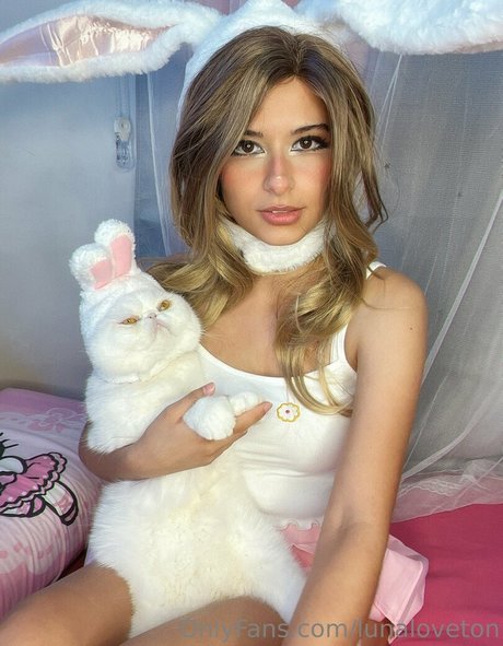 college teen onlyfans pornographic pics