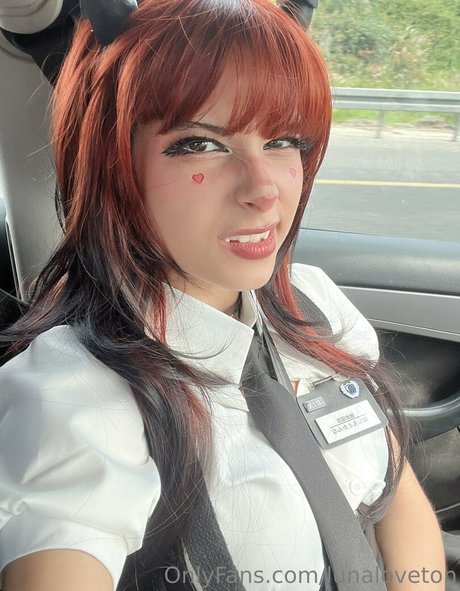 female influencer onlyfans top archive