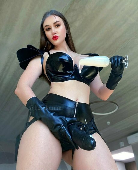 helladomina model sexy galleries