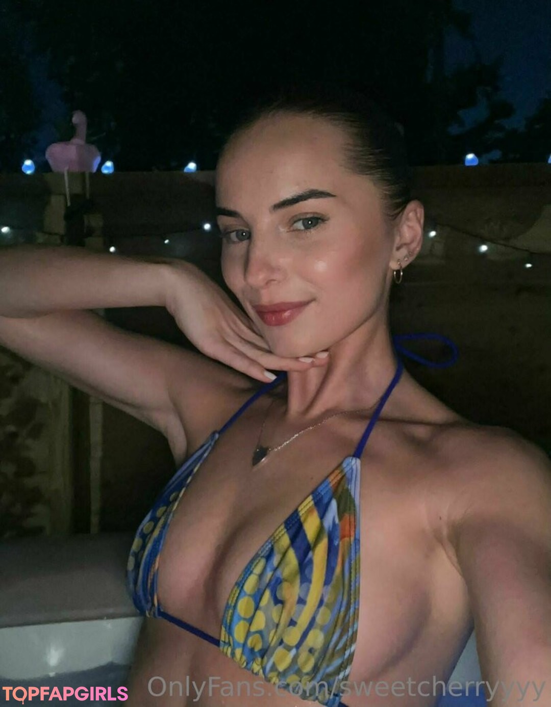 sweetcherryyyy star erotic pics
