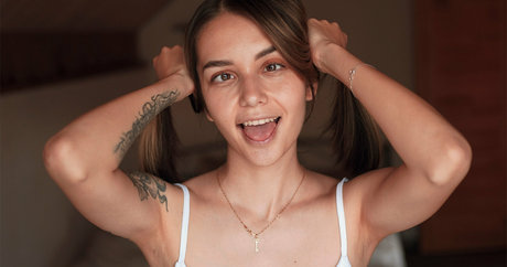 oooopsfree model naked img