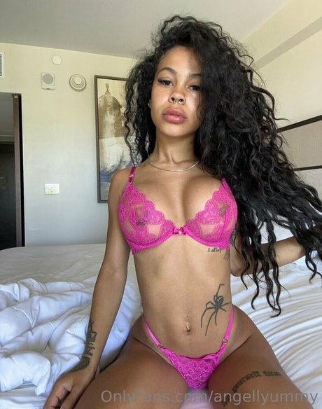 angellyummy actress images