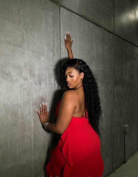 big tits college onlyfans top pictures