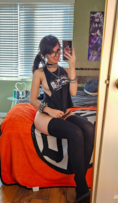 teen tits onlyfans free nude image