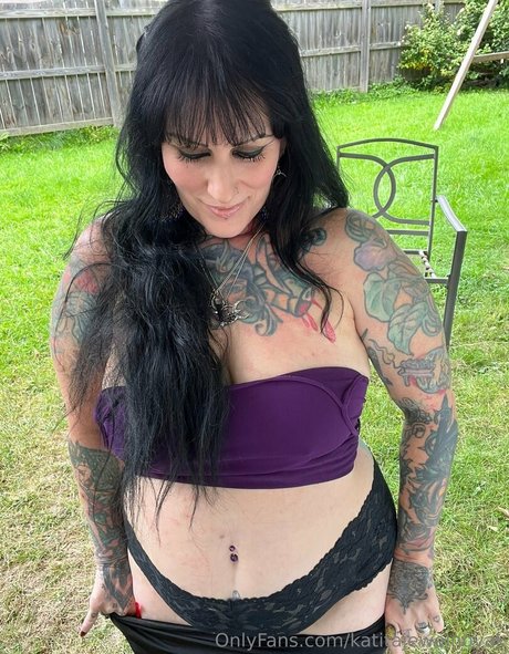 latina maid onlyfans art nude pic