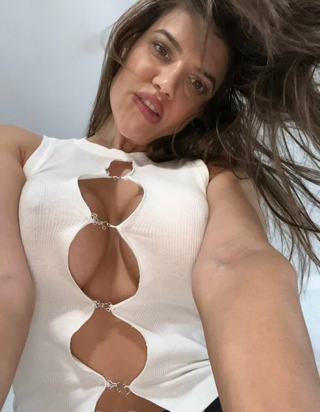 yasmineamory sexy actress gallery