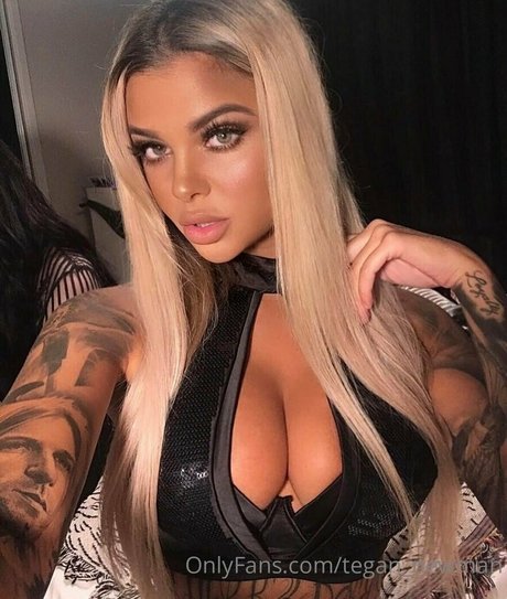 blonde secretary onlyfans art nude picture