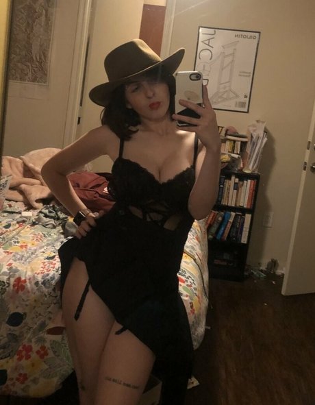 mirror onlyfans best photo