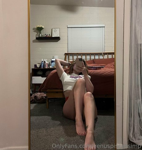 venuspiscessimp erotic star photo