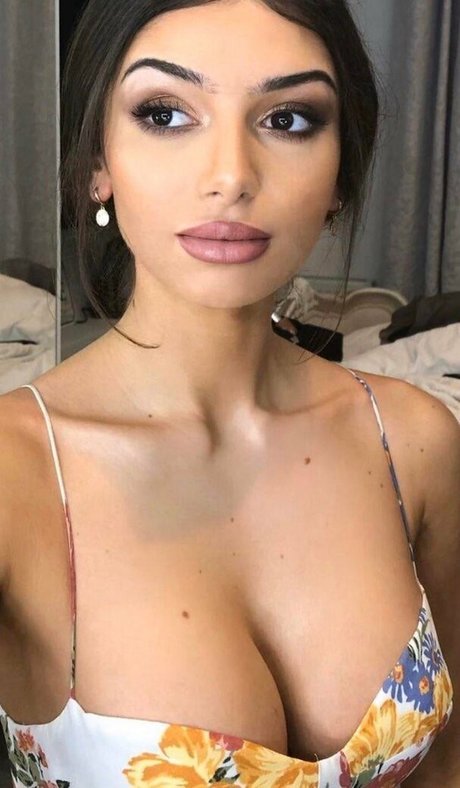 Mimi Keene pornstar erotic gallery