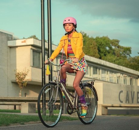 Mimi Keene model hd images