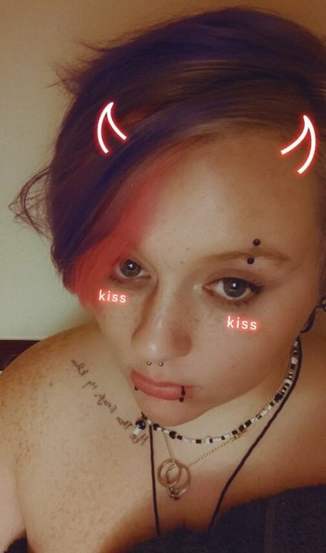 Metalchick112 naked pornstar pictures