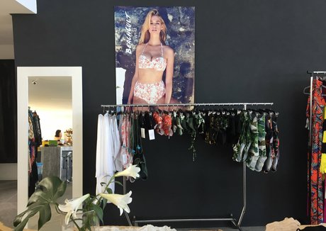 rachelkay model free pictures