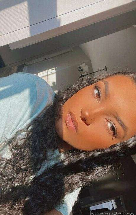 bunny8alice nudes pornstar images