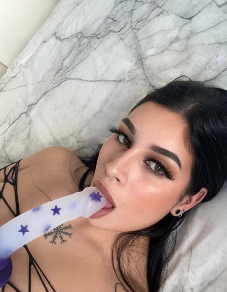 Carmenhanelx sex star pics