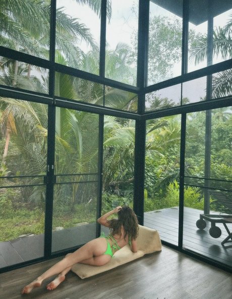 robinsoncrusoe star high quality photo