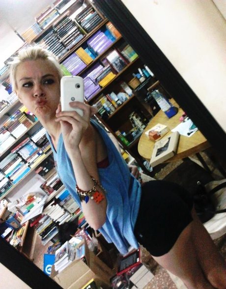 shemale fucks girl onlyfans art naked galleries