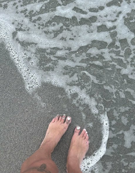 japanese teen onlyfans beautiful naked image