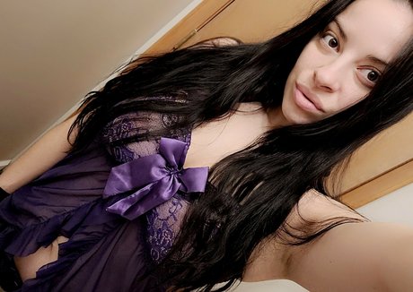 biiotchtv sexy pornstar img