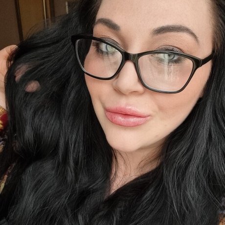 Harmony reigns star hot archive