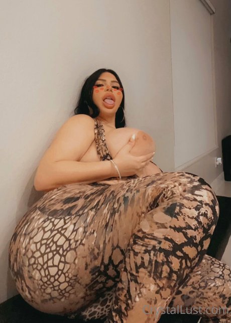 Crystal Lust naked star pic