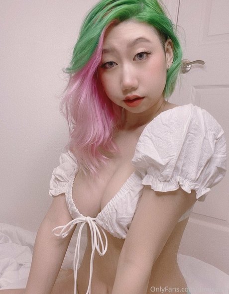 Danisaurz nudes model images