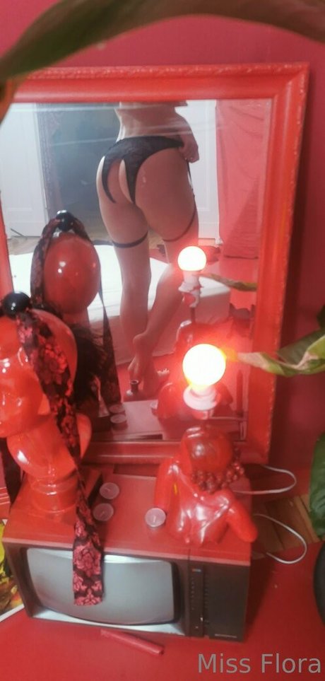 Miss Flora Femdom pornstar sex archive