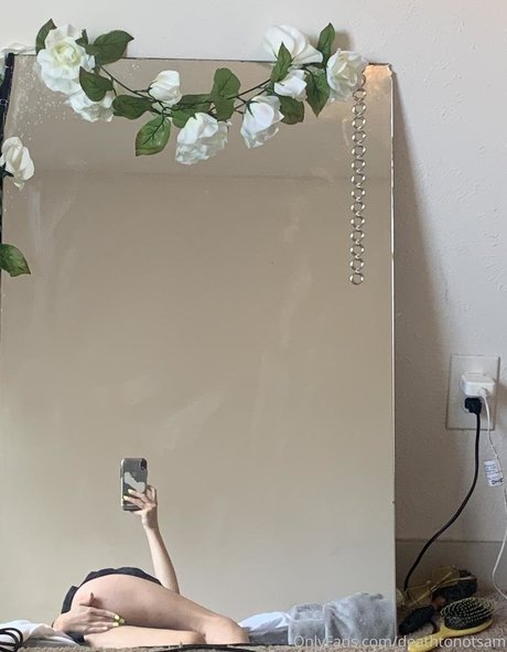 thisbicthdied model sex photos