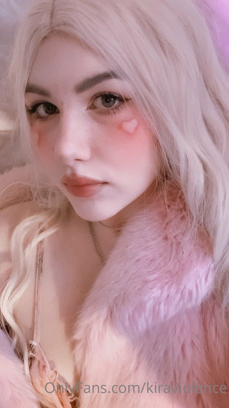 Kira Angel pretty pornstar images