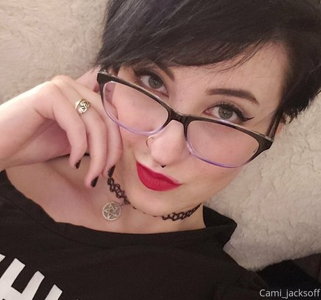 Cami Jacksoff model pornographic image