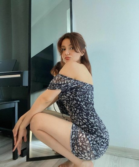 Buse yilmaz model exclusive photo