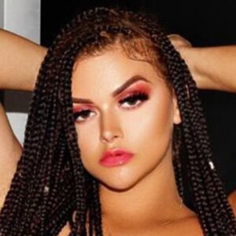 ReginaLuv naked model pictures