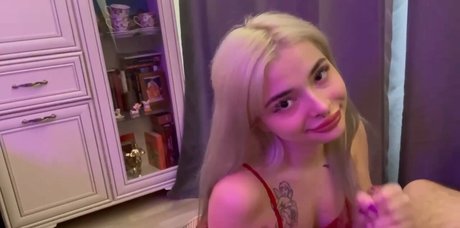 blonde deepthroat onlyfans free porn gallery