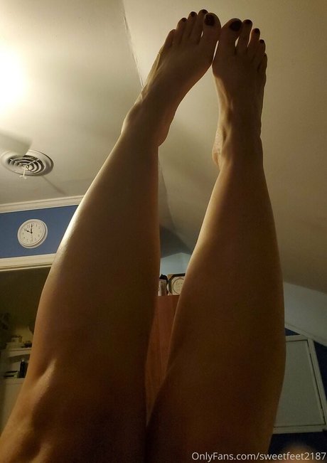 sweetfeet2187 hot star img