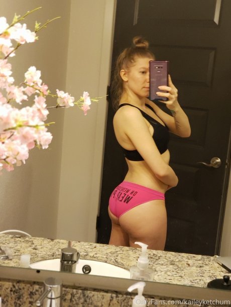 Kailey Ketchum_ star hot img