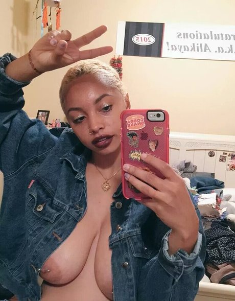 bbywolf666 exclusive model pic