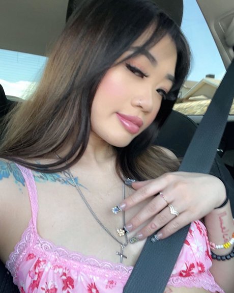 blowxqueen art model photos