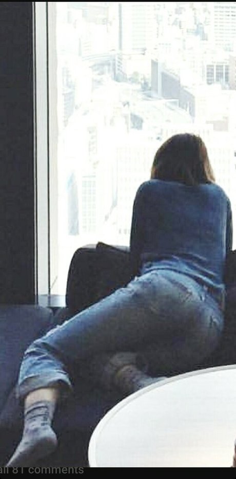 Emily Rudd nudes star img