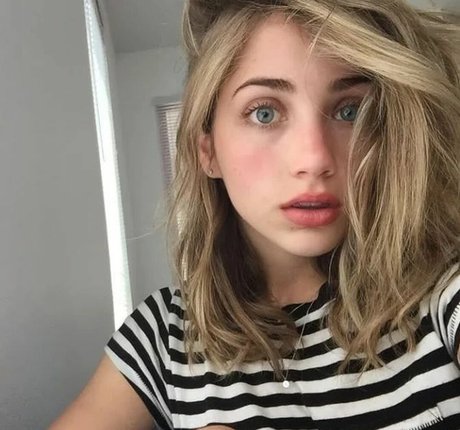 Emily Rudd exclusive star gallery
