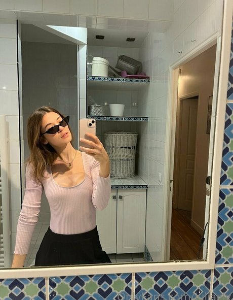 shemale handjob onlyfans sex photos