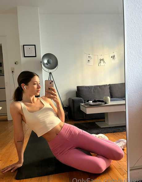 Julia Gauly star hot galleries