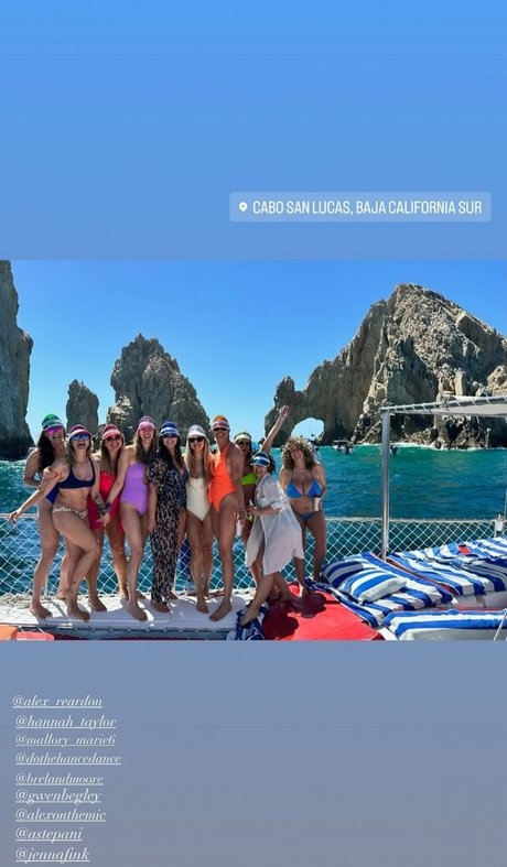 teen tits onlyfans nudes image